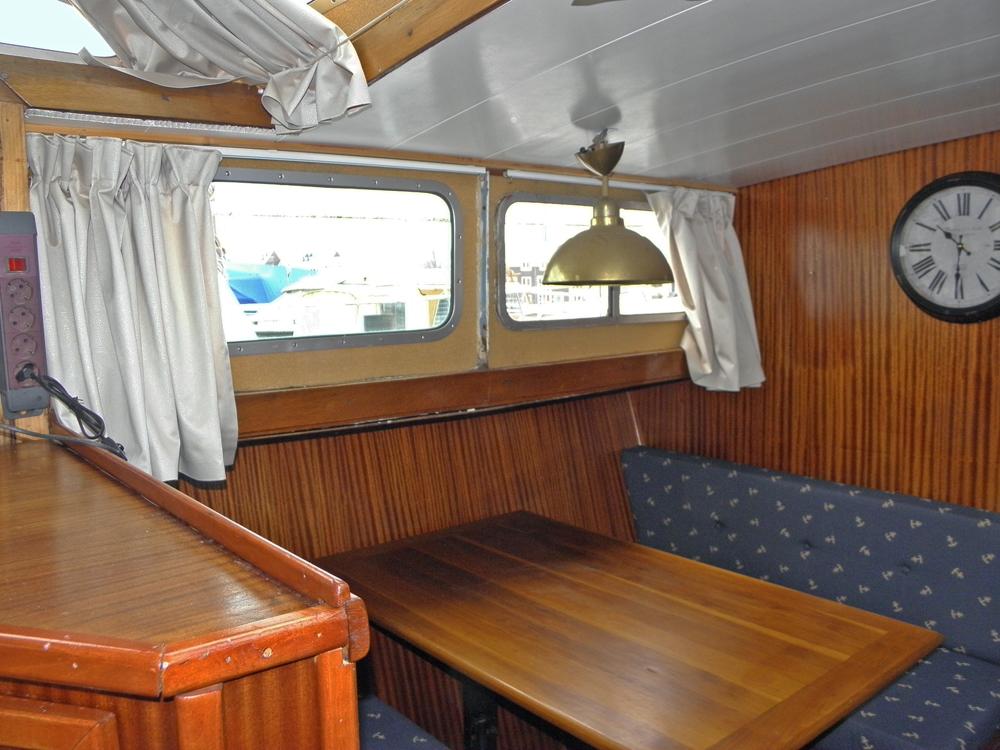 Cabin en avant, H&eacute;bergements